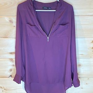 blouse with zipper in front